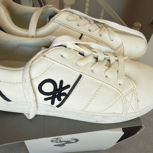 Benetton white kids' sneakers size 33