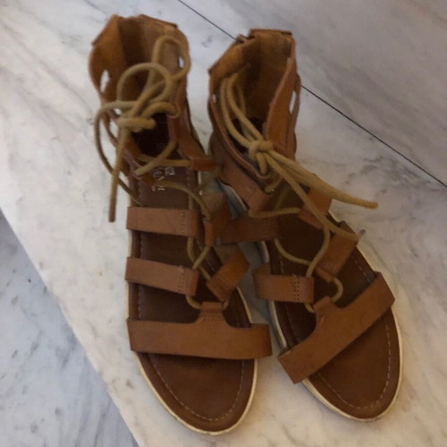 Women's sandals size 39, style sandals/platforms