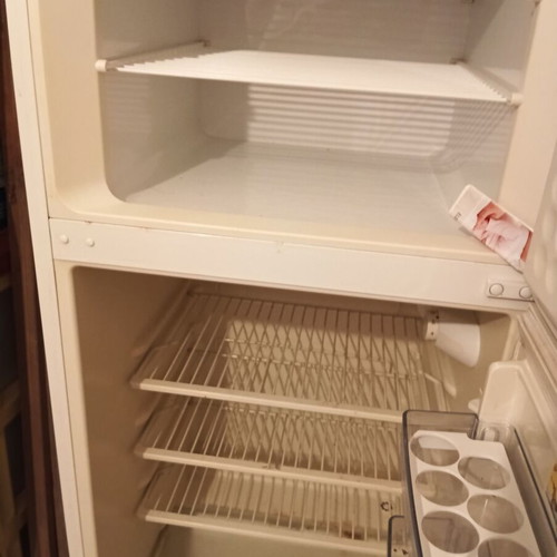 Pitsos refrigerator used