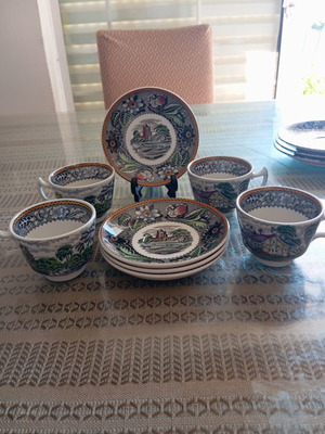 Vintage coffee cups used, colorful, from England