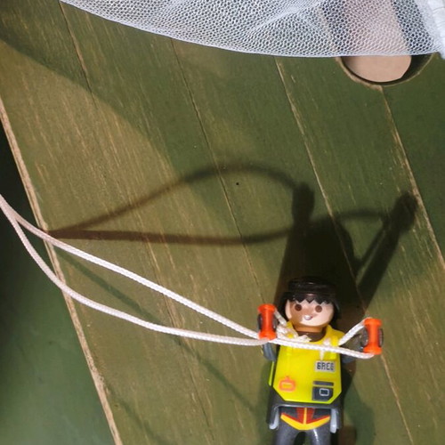 Playmobil vintage parachutist like new