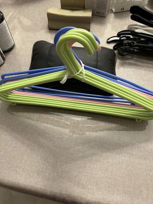 Plastic hangers set of 9 like new