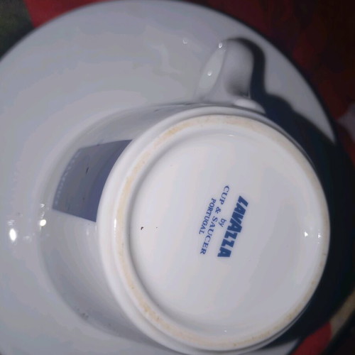 Αυθεντική κούπα εσπρέσο Lavazza σαν καινούργια με πιατάκι από ρουμανικό πορσελάνη Apulum