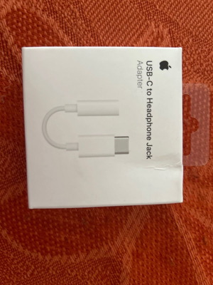 Apple USB-C to headphone jack new, original