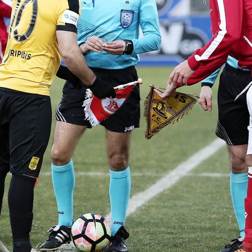 Aris old captain's pennant like new