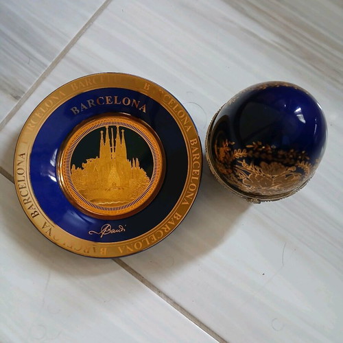 Porcelain decorations like new from Spain