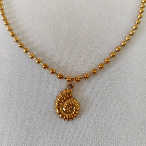 Stainless steel gold-plated necklace with shell new