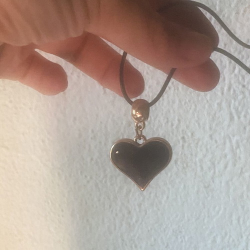 Heart necklace black, new