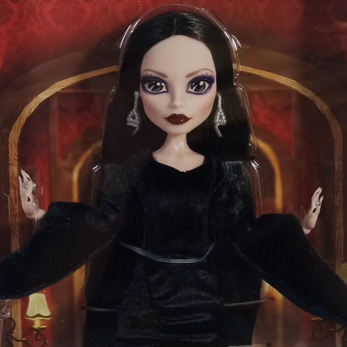 Morticia Addams Monster High x Wednesday doll new, collectible