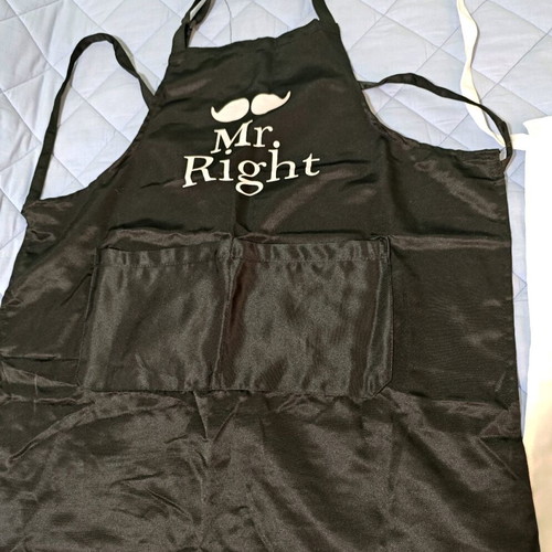 Mr Right - Mrs Always Right kitchen aprons pair new