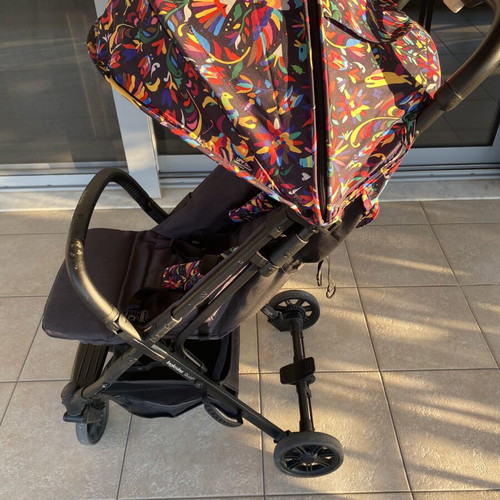 Inglesina Quid² Maya Black stroller