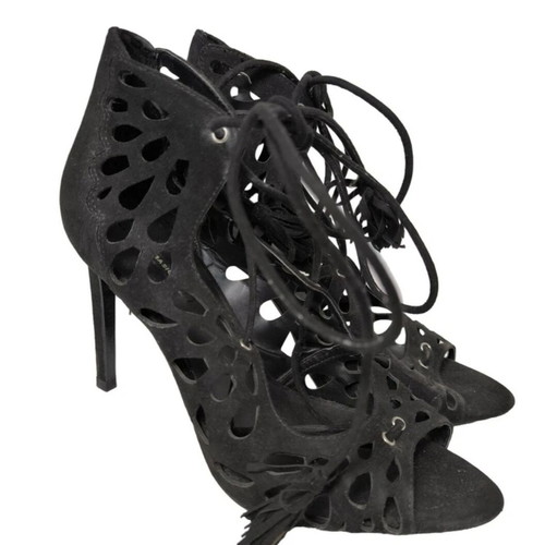 Zara black sandal like new, size 39