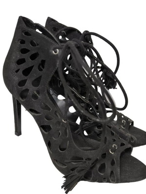 Zara black sandal like new, size 39