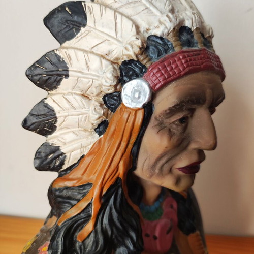 Vintage Native American Chief Bust Statue used, decorative figure