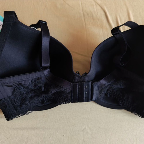 Dorina 75F black bra new without padding