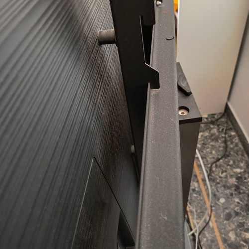 Sonorous TV stand used with black tempered glass