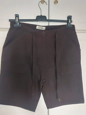 Γυναικείο καφέ σορτς XL σαν καινούργιο