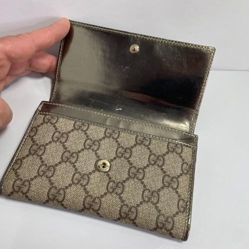 Gucci canvas wallet used, beige, 4 card slots, coin compartment