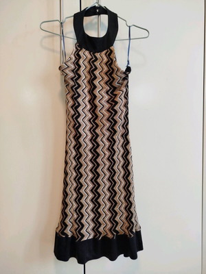 Grama elastic short dress like new, small, knitted with lining