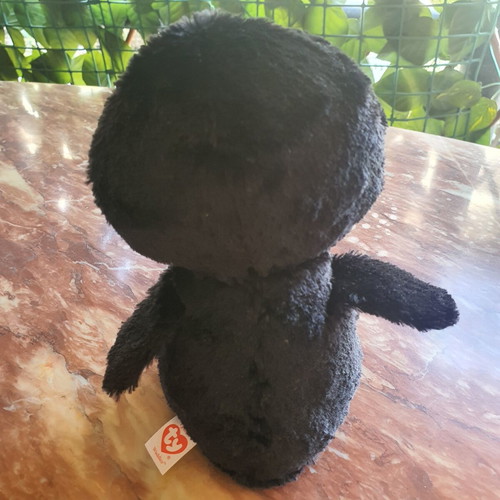 Penguin plush toy new, beautiful condition
