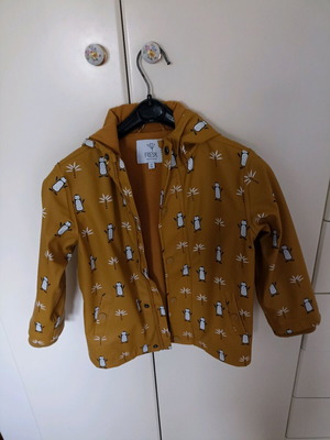 Fresk kids waterproof jacket like new size 4 yellow