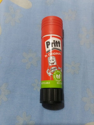 Pritt glue used, dried