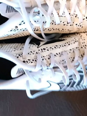 Παπούτσια ποδοσφαίρου Nike 37.5 σαν καινούργια, άσπρα
