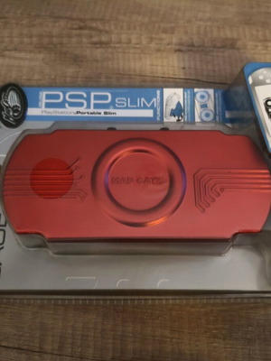 Алуминиева калъфка Stealth Case за Psp Slim нова, червена