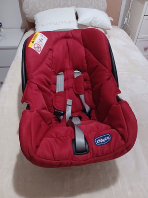 Chicco Artsana car seat 0-13 kg, ECE R44/04 approved