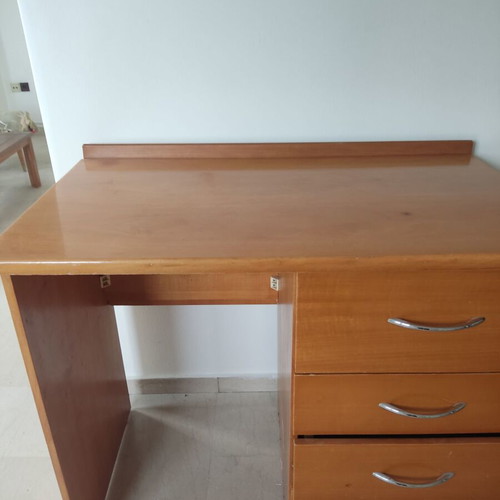 Office desk used, beech color, stable with minor drawer issue