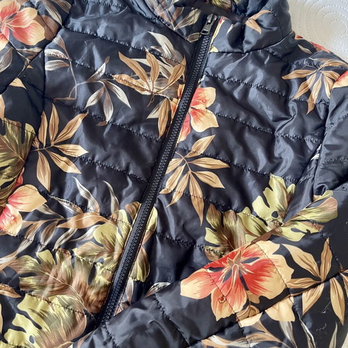 Benetton jacket like new, size XS-S, black with floral print
