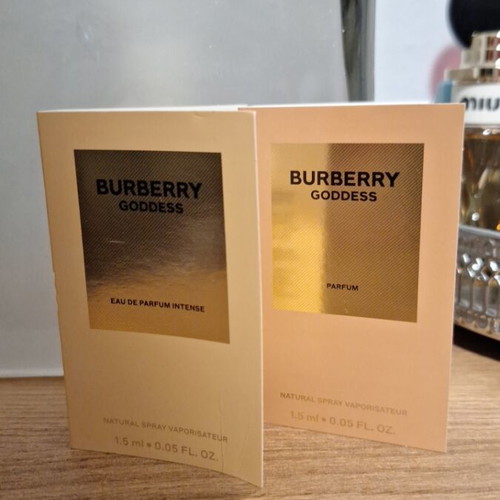 Burberry Goddess 2 samples new, 3 ml