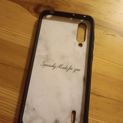 Xiaomi Mi 9 Lite phone case used