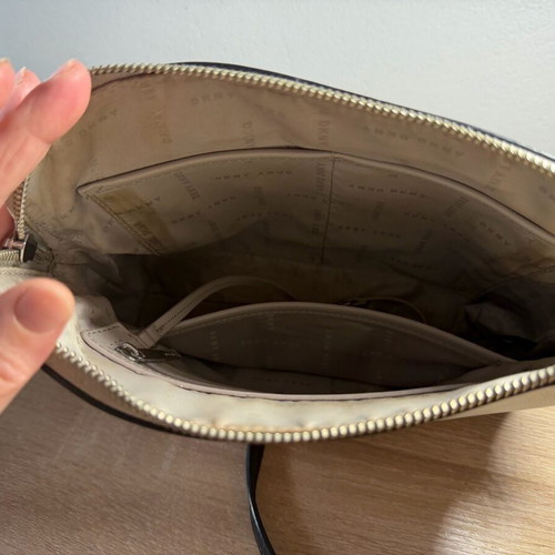 DKNY The Everywhere Pouch shoulder bag used, black and silver
