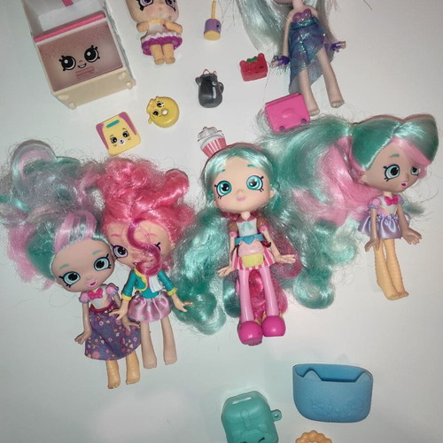 Shopkins dolls used in very good condition