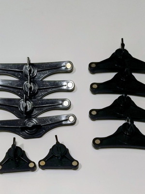Locking clips for PC case like new