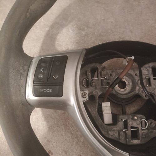 Steering wheel Toyota Yaris MK3 2013 used