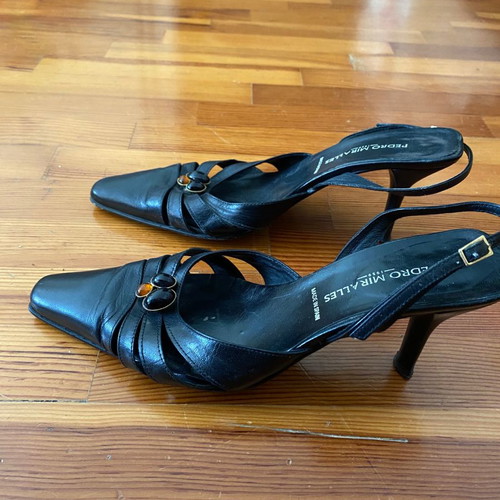Pedro Miralles leather slingbacks used, size 39, black
