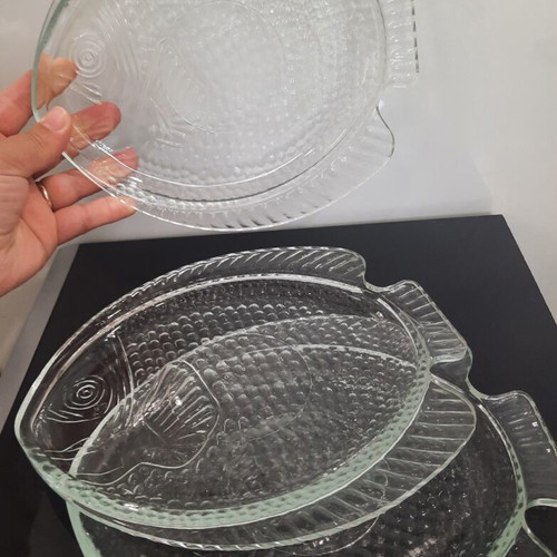 Vintage glass fish-shaped plates Arcoroc France, set of 3, like new