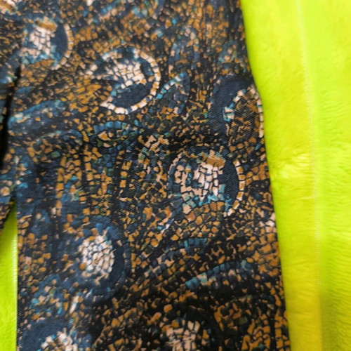 Men's Italian silk tie like new