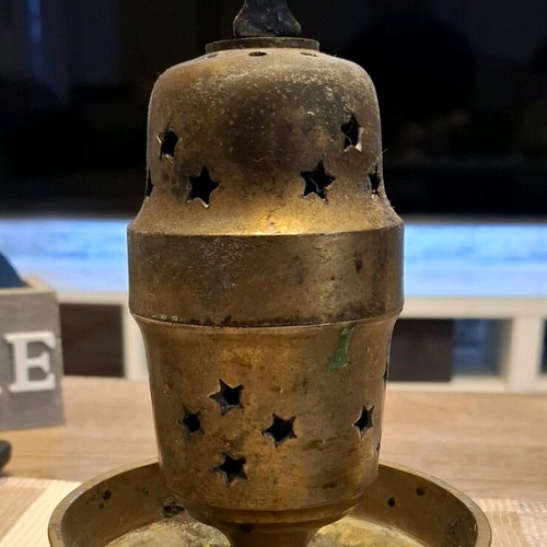 Bronze lamp used, old, weight 581g, height 19cm