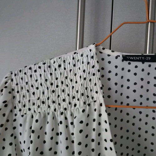 Twenty-29 wrap top polka dot size L like new