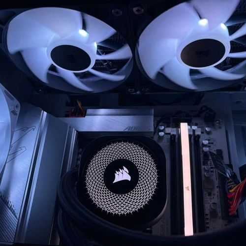 Corsair Nautilus 240 RS CPU liquid cooler AIO with 2x 120mm fans and ARGB lighting