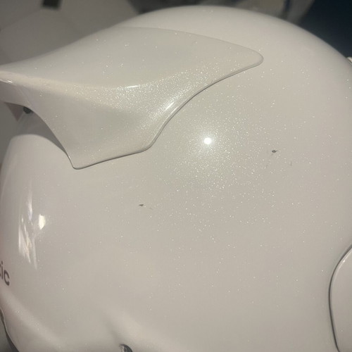 Arai Quantic Diamond White helmet medium size, like new, full set
