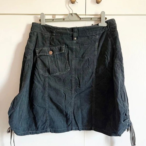 Vintage Attrattivo Corduroy Skirt used, size M, black and grey