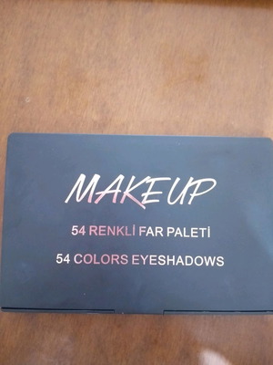 Палитра сенки малка с 54 нюд и брокатени нюанса нова