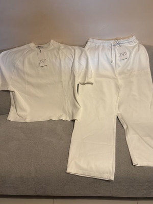 Zara white tracksuit set new with tags, size M/L