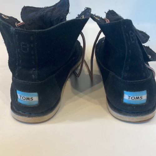 TOMS Thea women's black suede ankle boots like new, size 40