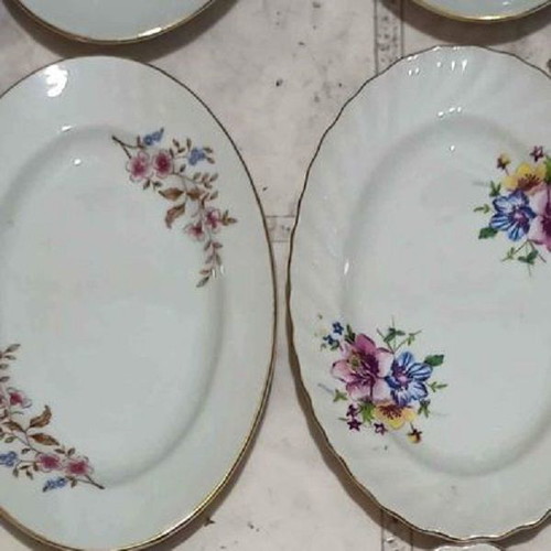 Porcelain used, 24 x 15 cm