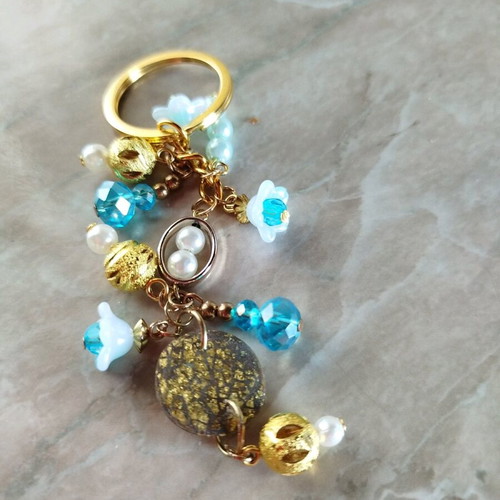 Keychain purse charm new with beads in blue and gold tones